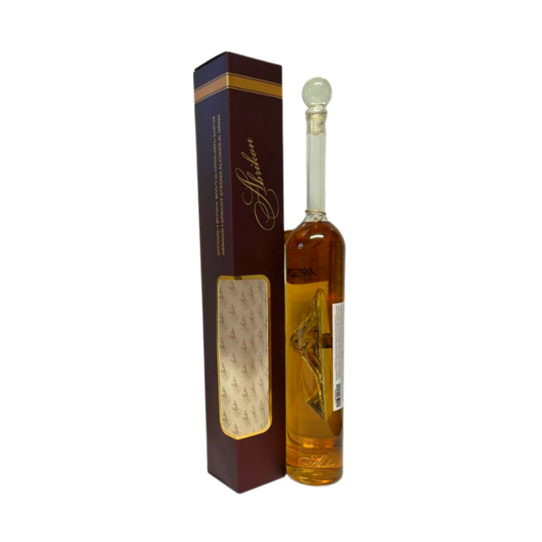 Apricot brandy 5 years 44% 0.5l